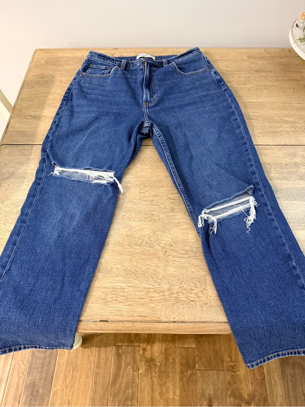 Abercrombie and Fitch Curvy Love EUC 30/10